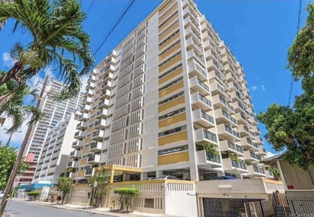 Waikiki Condo 2 Bedrooms 2 Bathrooms With 1 Free Parking Space Honolulu Buitenkant foto