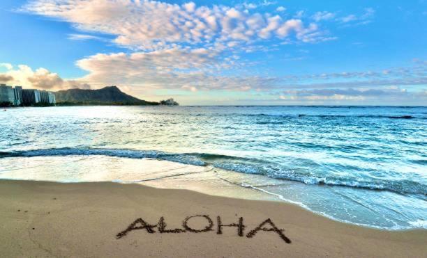 Waikiki Condo 2 Bedrooms 2 Bathrooms With 1 Free Parking Space Honolulu Buitenkant foto
